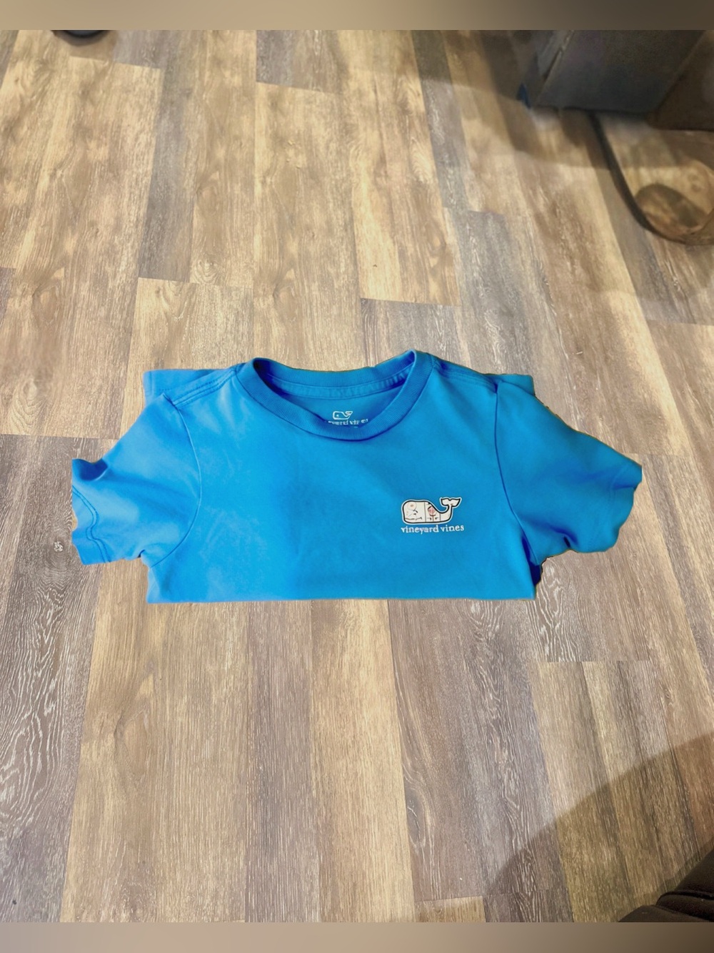 Vineyard Vines Tee - Picture 2 of 4